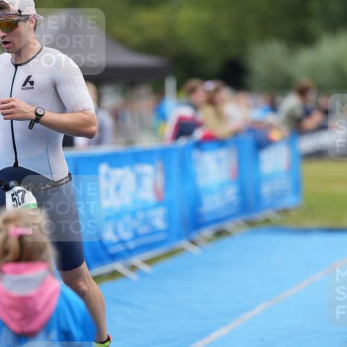 30.08.2026 - Elbe Triathlon Hamburg LAZAROV Photography http://msf.ph/oto/10026826 30.08.2026 10:25:03 Ziel 258, 527 meine-sportfotos.de