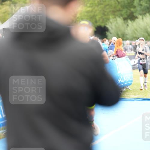 30.08.2026 - Elbe Triathlon Hamburg LAZAROV Photography http://msf.ph/oto/10026836 30.08.2026 10:26:30 Ziel 286, 368 meine-sportfotos.de