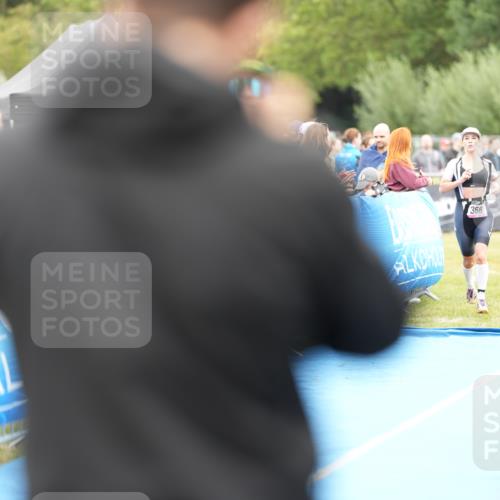30.08.2026 - Elbe Triathlon Hamburg LAZAROV Photography http://msf.ph/oto/10026837 30.08.2026 10:26:31 Ziel 286, 368 meine-sportfotos.de
