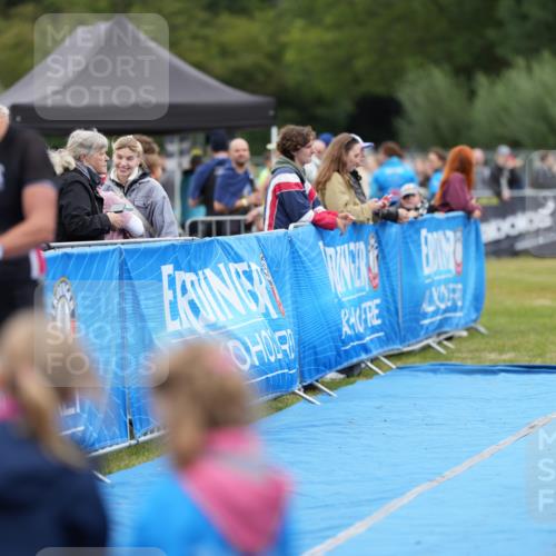30.08.2026 - Elbe Triathlon Hamburg LAZAROV Photography http://msf.ph/oto/10026841 30.08.2026 10:26:44 Ziel 280 meine-sportfotos.de