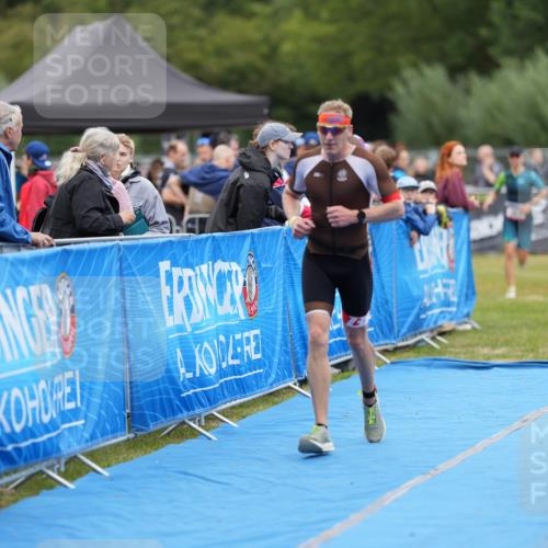 30.08.2026 - Elbe Triathlon Hamburg LAZAROV Photography http://msf.ph/oto/10026859 30.08.2026 10:29:37 Ziel 236, 310, 351 meine-sportfotos.de