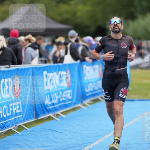 30.08.2026 - Elbe Triathlon Hamburg LAZAROV Photography http://msf.ph/oto/10026887 30.08.2026 10:32:26 Ziel 271, 295 meine-sportfotos.de