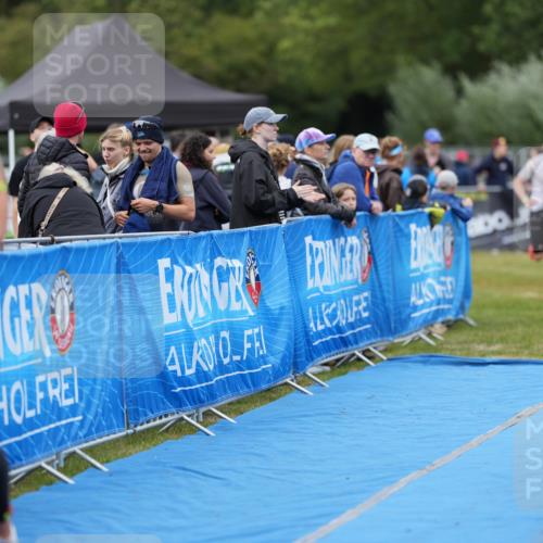 30.08.2026 - Elbe Triathlon Hamburg LAZAROV Photography http://msf.ph/oto/10026919 30.08.2026 10:34:18 Ziel 347, 412 meine-sportfotos.de