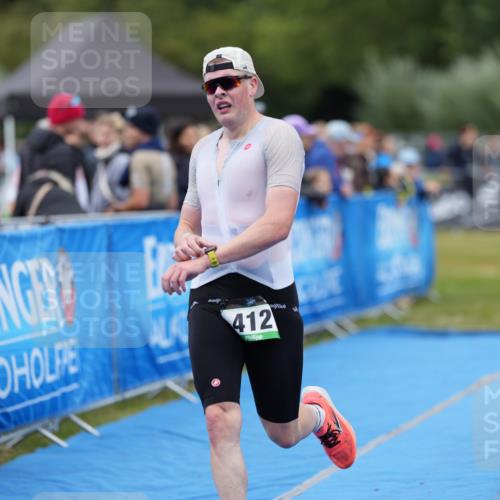 30.08.2026 - Elbe Triathlon Hamburg LAZAROV Photography http://msf.ph/oto/10026921 30.08.2026 10:34:22 Ziel 412 meine-sportfotos.de