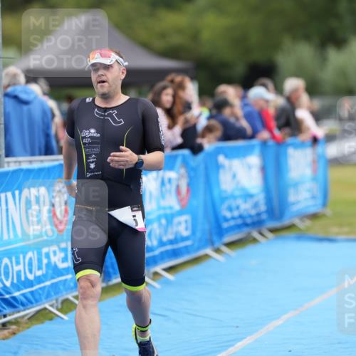 30.08.2026 - Elbe Triathlon Hamburg LAZAROV Photography http://msf.ph/oto/10027158 30.08.2026 10:51:06 Ziel 285, 567 meine-sportfotos.de