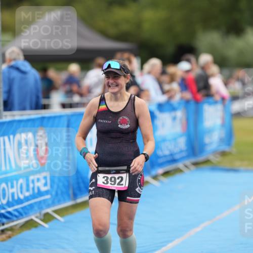 30.08.2026 - Elbe Triathlon Hamburg LAZAROV Photography http://msf.ph/oto/10027177 30.08.2026 10:51:44 Ziel 392 meine-sportfotos.de