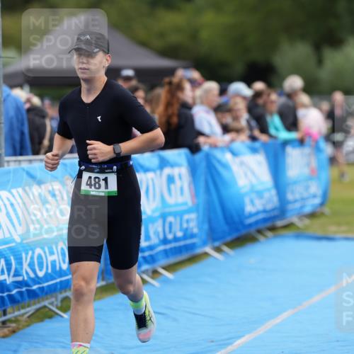 30.08.2026 - Elbe Triathlon Hamburg LAZAROV Photography http://msf.ph/oto/10027214 30.08.2026 10:54:06 Ziel 481 meine-sportfotos.de