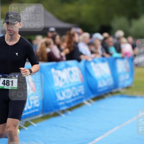 30.08.2026 - Elbe Triathlon Hamburg LAZAROV Photography http://msf.ph/oto/10027215 30.08.2026 10:54:06 Ziel 481 meine-sportfotos.de