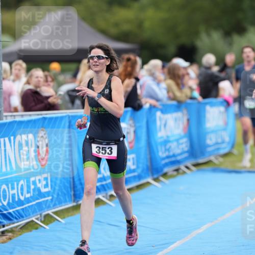30.08.2026 - Elbe Triathlon Hamburg LAZAROV Photography http://msf.ph/oto/10027228 30.08.2026 10:55:22 Ziel 353, 438, 493, 519, 663 meine-sportfotos.de