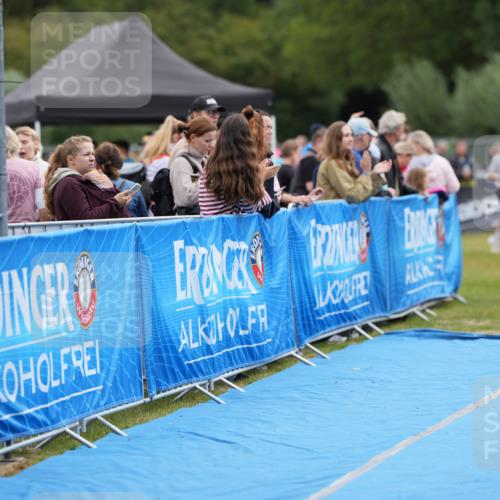 30.08.2026 - Elbe Triathlon Hamburg LAZAROV Photography http://msf.ph/oto/10027243 30.08.2026 10:55:46 Ziel 543 meine-sportfotos.de
