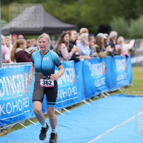 30.08.2026 - Elbe Triathlon Hamburg LAZAROV Photography http://msf.ph/oto/10027244 30.08.2026 10:56:14 Ziel 362 meine-sportfotos.de