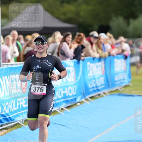 30.08.2026 - Elbe Triathlon Hamburg LAZAROV Photography http://msf.ph/oto/10027265 30.08.2026 10:57:31 Ziel 376 meine-sportfotos.de