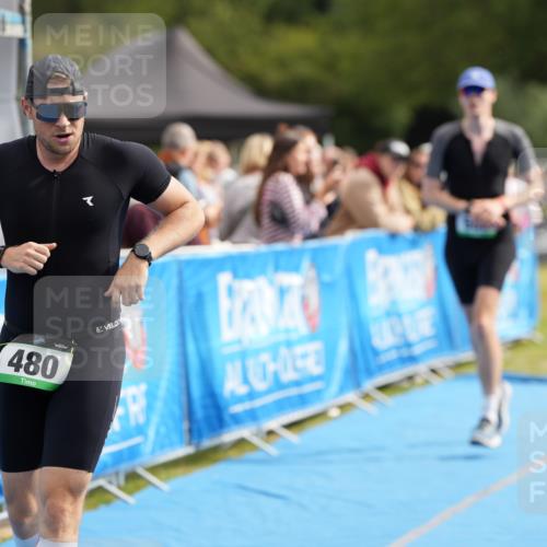 30.08.2026 - Elbe Triathlon Hamburg LAZAROV Photography http://msf.ph/oto/10027290 30.08.2026 10:58:43 Ziel 480, 588 meine-sportfotos.de