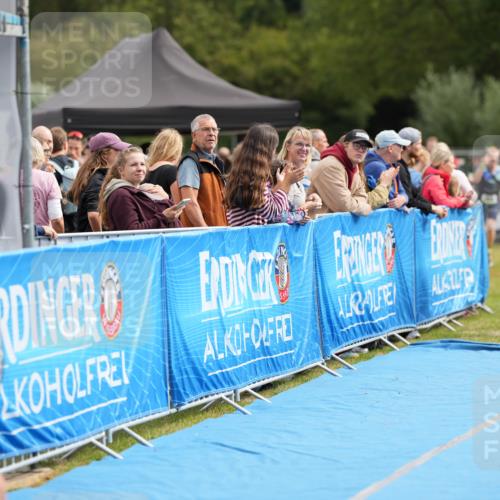 30.08.2026 - Elbe Triathlon Hamburg LAZAROV Photography http://msf.ph/oto/10027311 30.08.2026 10:59:27 Ziel 331, 467, 484 meine-sportfotos.de