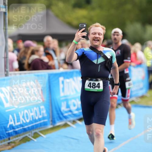30.08.2026 - Elbe Triathlon Hamburg LAZAROV Photography http://msf.ph/oto/10027317 30.08.2026 10:59:36 Ziel 462, 484 meine-sportfotos.de