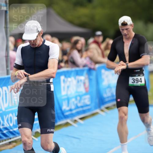 30.08.2026 - Elbe Triathlon Hamburg LAZAROV Photography http://msf.ph/oto/10027323 30.08.2026 10:59:49 Ziel 394, 634, 761 meine-sportfotos.de