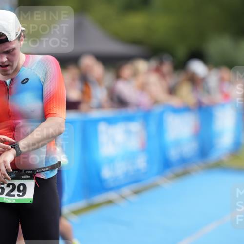 30.08.2026 - Elbe Triathlon Hamburg LAZAROV Photography http://msf.ph/oto/10027370 30.08.2026 11:02:31 Ziel 434, 529, 552, 597, 637, 739, 1116 meine-sportfotos.de