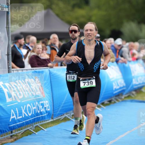 30.08.2026 - Elbe Triathlon Hamburg LAZAROV Photography http://msf.ph/oto/10027374 30.08.2026 11:02:37 Ziel 434, 552, 637, 739, 1116 meine-sportfotos.de