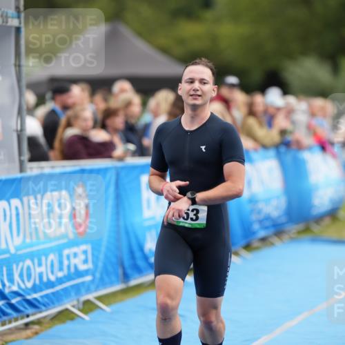 30.08.2026 - Elbe Triathlon Hamburg LAZAROV Photography http://msf.ph/oto/10027390 30.08.2026 11:03:22 Ziel 563 meine-sportfotos.de