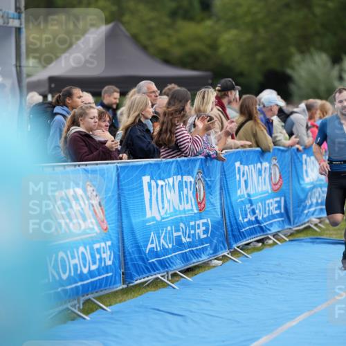 30.08.2026 - Elbe Triathlon Hamburg LAZAROV Photography http://msf.ph/oto/10027461 30.08.2026 11:06:30 Ziel 425, 482, 628 meine-sportfotos.de