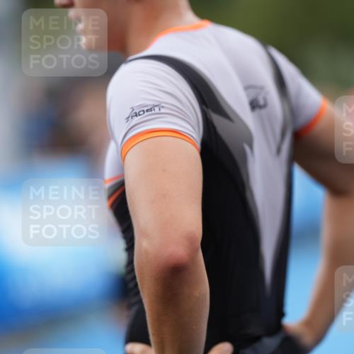 30.08.2026 - Elbe Triathlon Hamburg LAZAROV Photography http://msf.ph/oto/10027507 30.08.2026 11:08:39 Ziel 419, 590, 655, 1260 meine-sportfotos.de