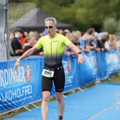 30.08.2026 - Elbe Triathlon Hamburg LAZAROV Photography http://msf.ph/oto/10027660 30.08.2026 11:13:41 Ziel 598, 643, 699, 752 meine-sportfotos.de