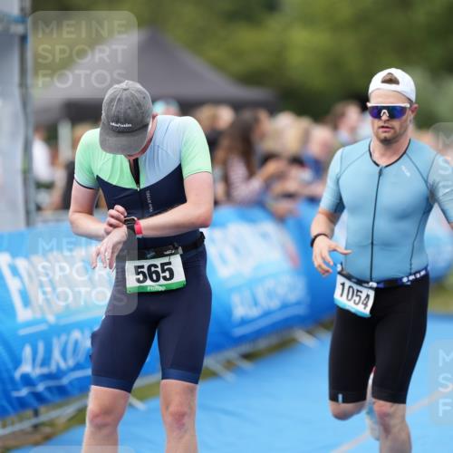 30.08.2026 - Elbe Triathlon Hamburg LAZAROV Photography http://msf.ph/oto/10027683 30.08.2026 11:14:37 Ziel 413, 497, 606, 640, 990, 1054, 1114 meine-sportfotos.de