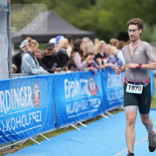 30.08.2026 - Elbe Triathlon Hamburg LAZAROV Photography http://msf.ph/oto/10027803 30.08.2026 11:18:57 Ziel 766, 1070 meine-sportfotos.de