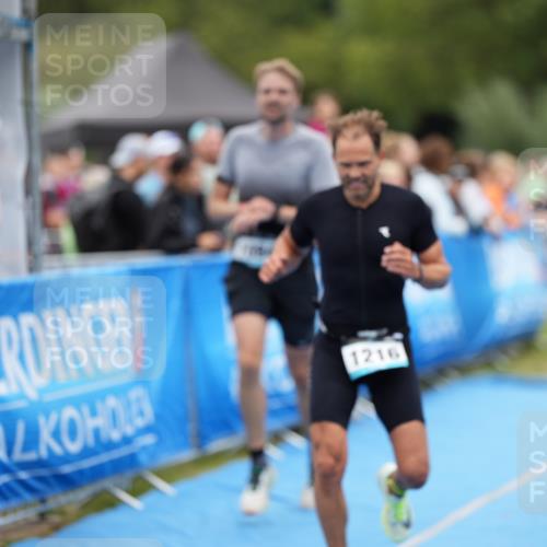 30.08.2026 - Elbe Triathlon Hamburg LAZAROV Photography http://msf.ph/oto/10027848 30.08.2026 11:20:21 Ziel 1013, 1029, 1094, 1216 meine-sportfotos.de