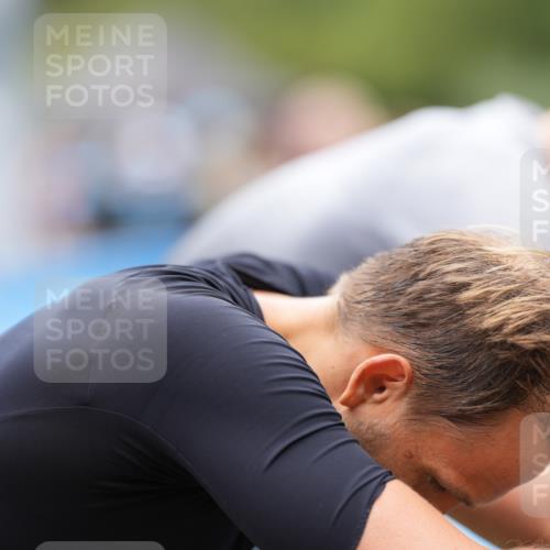30.08.2026 - Elbe Triathlon Hamburg LAZAROV Photography http://msf.ph/oto/10027852 30.08.2026 11:20:32 Ziel 429, 491, 1101 meine-sportfotos.de