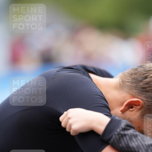 30.08.2026 - Elbe Triathlon Hamburg LAZAROV Photography http://msf.ph/oto/10027867 30.08.2026 11:21:01 Ziel 735, 1100, 1212, 1225 meine-sportfotos.de