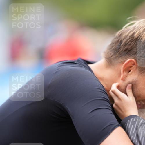 30.08.2026 - Elbe Triathlon Hamburg LAZAROV Photography http://msf.ph/oto/10027873 30.08.2026 11:21:03 Ziel 735, 1100, 1212, 1225 meine-sportfotos.de