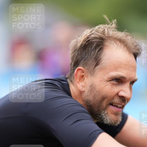 30.08.2026 - Elbe Triathlon Hamburg LAZAROV Photography http://msf.ph/oto/10027881 30.08.2026 11:21:13 Ziel 999, 1017, 1276 meine-sportfotos.de