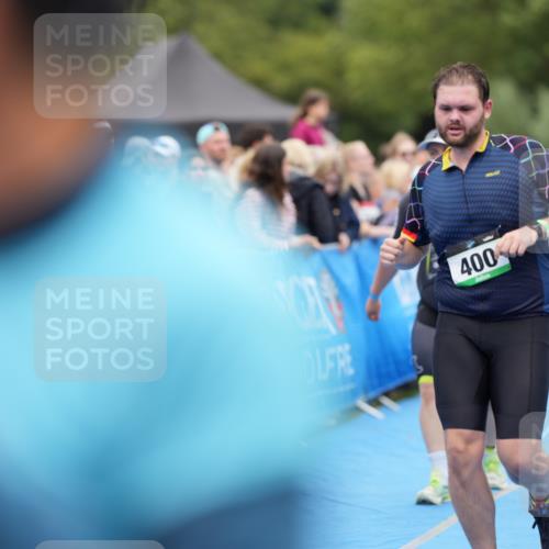 30.08.2026 - Elbe Triathlon Hamburg LAZAROV Photography http://msf.ph/oto/10027899 30.08.2026 11:21:46 Ziel 283, 400, 561, 585, 991 meine-sportfotos.de