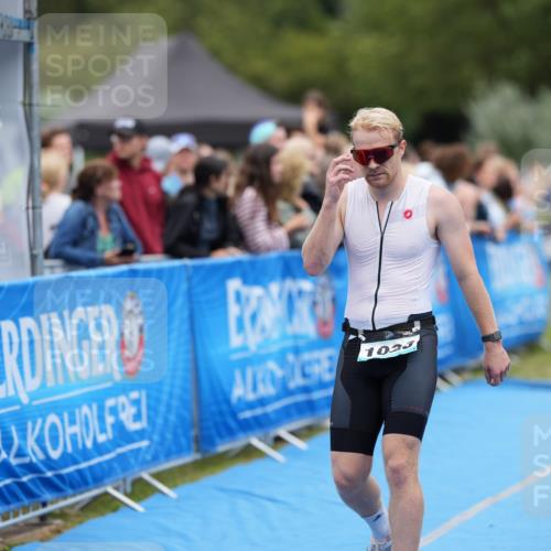 30.08.2026 - Elbe Triathlon Hamburg LAZAROV Photography http://msf.ph/oto/10027953 30.08.2026 11:23:35 Ziel 403, 404, 1023, 1232 meine-sportfotos.de