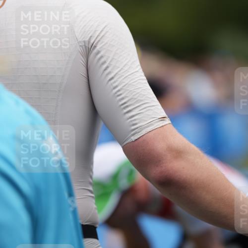 30.08.2026 - Elbe Triathlon Hamburg LAZAROV Photography http://msf.ph/oto/10027968 30.08.2026 11:23:56 Ziel 472, 629, 1006, 1104 meine-sportfotos.de