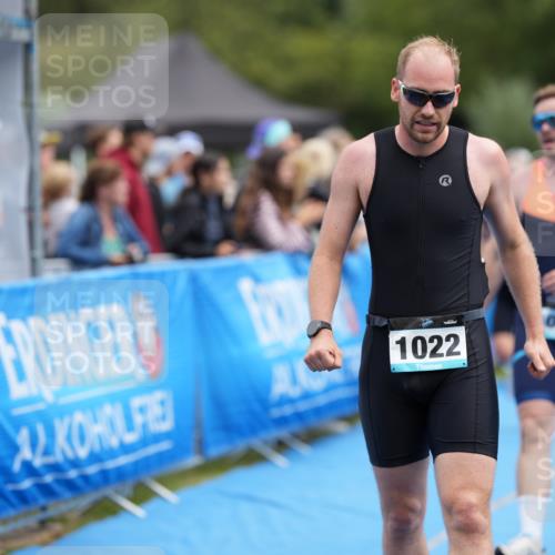 30.08.2026 - Elbe Triathlon Hamburg LAZAROV Photography http://msf.ph/oto/10027992 30.08.2026 11:24:28 Ziel 674, 898, 1022, 1073 meine-sportfotos.de