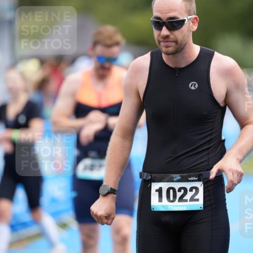 30.08.2026 - Elbe Triathlon Hamburg LAZAROV Photography http://msf.ph/oto/10027996 30.08.2026 11:24:30 Ziel 898, 1022, 1073 meine-sportfotos.de