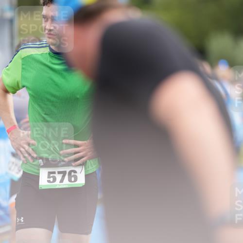 30.08.2026 - Elbe Triathlon Hamburg LAZAROV Photography http://msf.ph/oto/10028035 30.08.2026 11:26:01 Ziel 602, 1176, 1219 meine-sportfotos.de