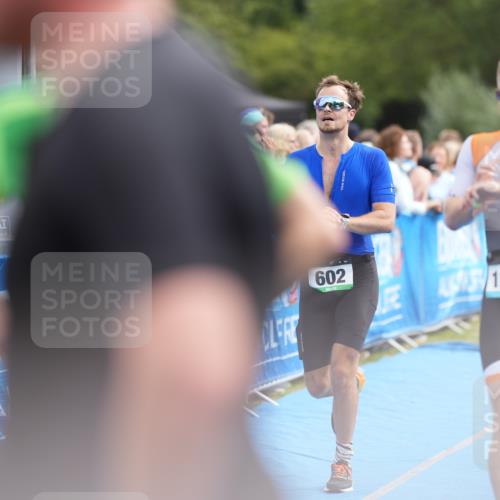 30.08.2026 - Elbe Triathlon Hamburg LAZAROV Photography http://msf.ph/oto/10028037 30.08.2026 11:26:05 Ziel 602, 1176 meine-sportfotos.de