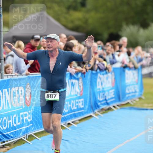 30.08.2026 - Elbe Triathlon Hamburg LAZAROV Photography http://msf.ph/oto/10028107 30.08.2026 11:28:14 Ziel 687 meine-sportfotos.de