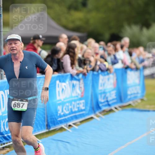 30.08.2026 - Elbe Triathlon Hamburg LAZAROV Photography http://msf.ph/oto/10028108 30.08.2026 11:28:14 Ziel 687 meine-sportfotos.de