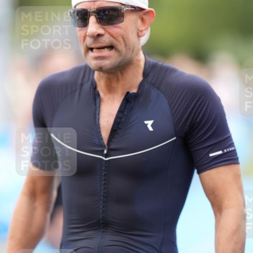 30.08.2026 - Elbe Triathlon Hamburg LAZAROV Photography http://msf.ph/oto/10028162 30.08.2026 11:30:20 Ziel 1081, 1285 meine-sportfotos.de