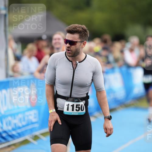30.08.2026 - Elbe Triathlon Hamburg LAZAROV Photography http://msf.ph/oto/10028169 30.08.2026 11:30:37 Ziel 714, 827, 1012, 1150, 1152 meine-sportfotos.de