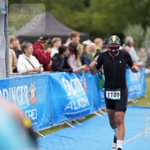 30.08.2026 - Elbe Triathlon Hamburg LAZAROV Photography http://msf.ph/oto/10028222 30.08.2026 11:32:33 Ziel 509, 690, 1051, 1086, 1189, 1222 meine-sportfotos.de