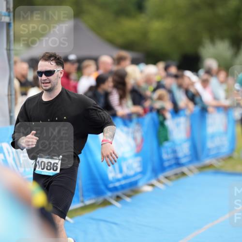 30.08.2026 - Elbe Triathlon Hamburg LAZAROV Photography http://msf.ph/oto/10028227 30.08.2026 11:32:36 Ziel 509, 690, 1051, 1086, 1189 meine-sportfotos.de