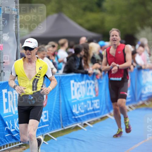 30.08.2026 - Elbe Triathlon Hamburg LAZAROV Photography http://msf.ph/oto/10028302 30.08.2026 11:35:23 Ziel 780, 831, 1318 meine-sportfotos.de
