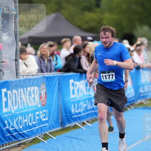 30.08.2026 - Elbe Triathlon Hamburg LAZAROV Photography http://msf.ph/oto/10028310 30.08.2026 11:35:33 Ziel 831, 961, 1177, 1237 meine-sportfotos.de