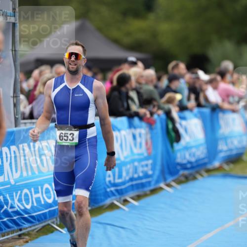 30.08.2026 - Elbe Triathlon Hamburg LAZAROV Photography http://msf.ph/oto/10028387 30.08.2026 11:38:10 Ziel  meine-sportfotos.de
