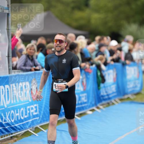 30.08.2026 - Elbe Triathlon Hamburg LAZAROV Photography http://msf.ph/oto/10028407 30.08.2026 11:39:05 Ziel 936, 1158, 1169, 1319, 1346, 1456 meine-sportfotos.de
